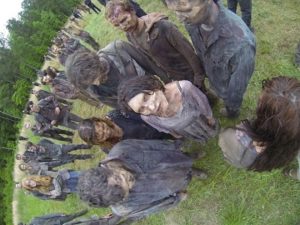 ウォーキングデッド ゾンビってどうやって作られてる 食べる肉やうめき声の秘密も